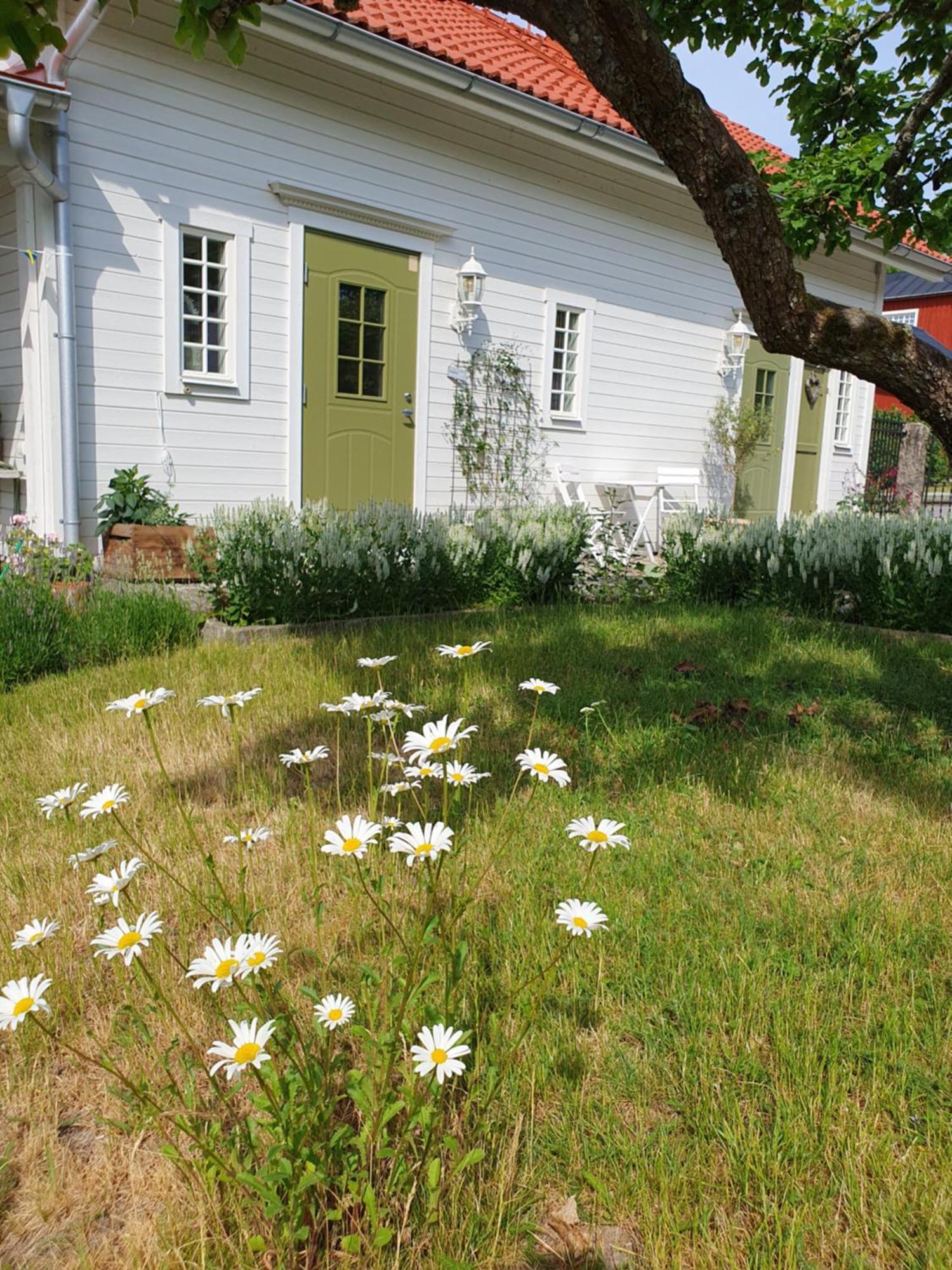 Stenkullens Gardshus Borensberg Exteriör bild